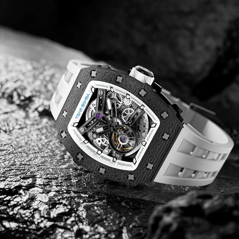 Luxury Carbon Fiber Automatic Watch: Durable, Stylish, Precise Self-Winding Timepiece