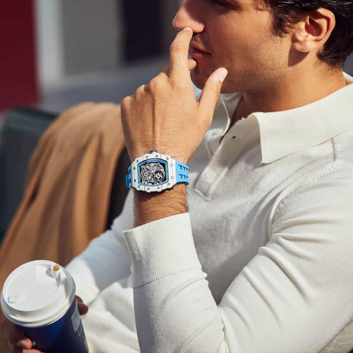 Luxury Carbon Fiber Automatic Watch: Durable, Stylish, Precise Self-Winding Timepiece